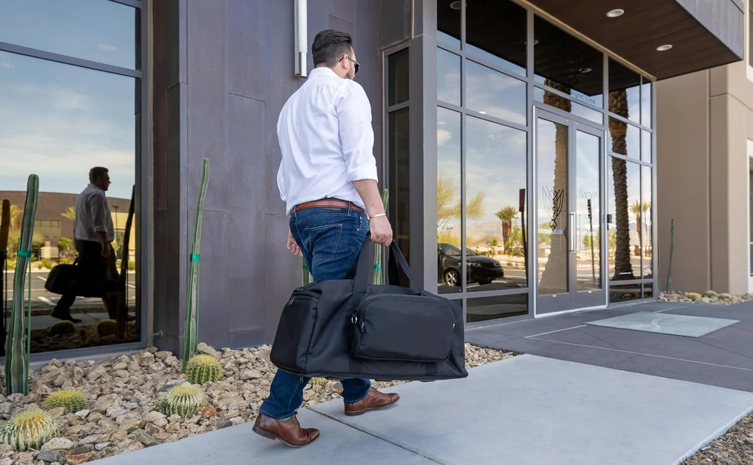 ~ Xecutive Transport Faraday Duffel Bag with Removable XTECH Pouch for Computer Towers and Other Large Electronics ~ Data Security ~ Shoulder Strap Included ~ Silver