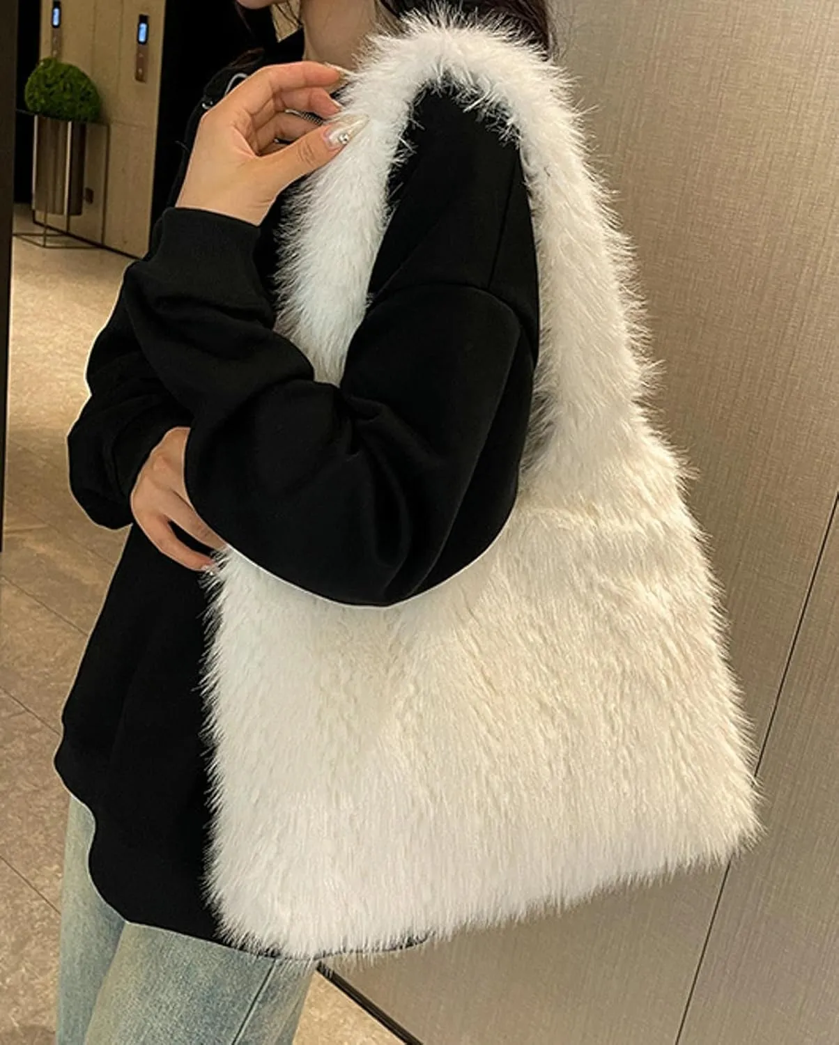 2024 Winter Fall Plush Shoulder Bag Women Fuzzy Tote Soft Faux Fur Handbag Magnetic Closure Small Zip Pocket