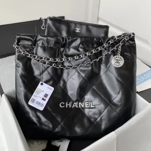 22 Large Handbags