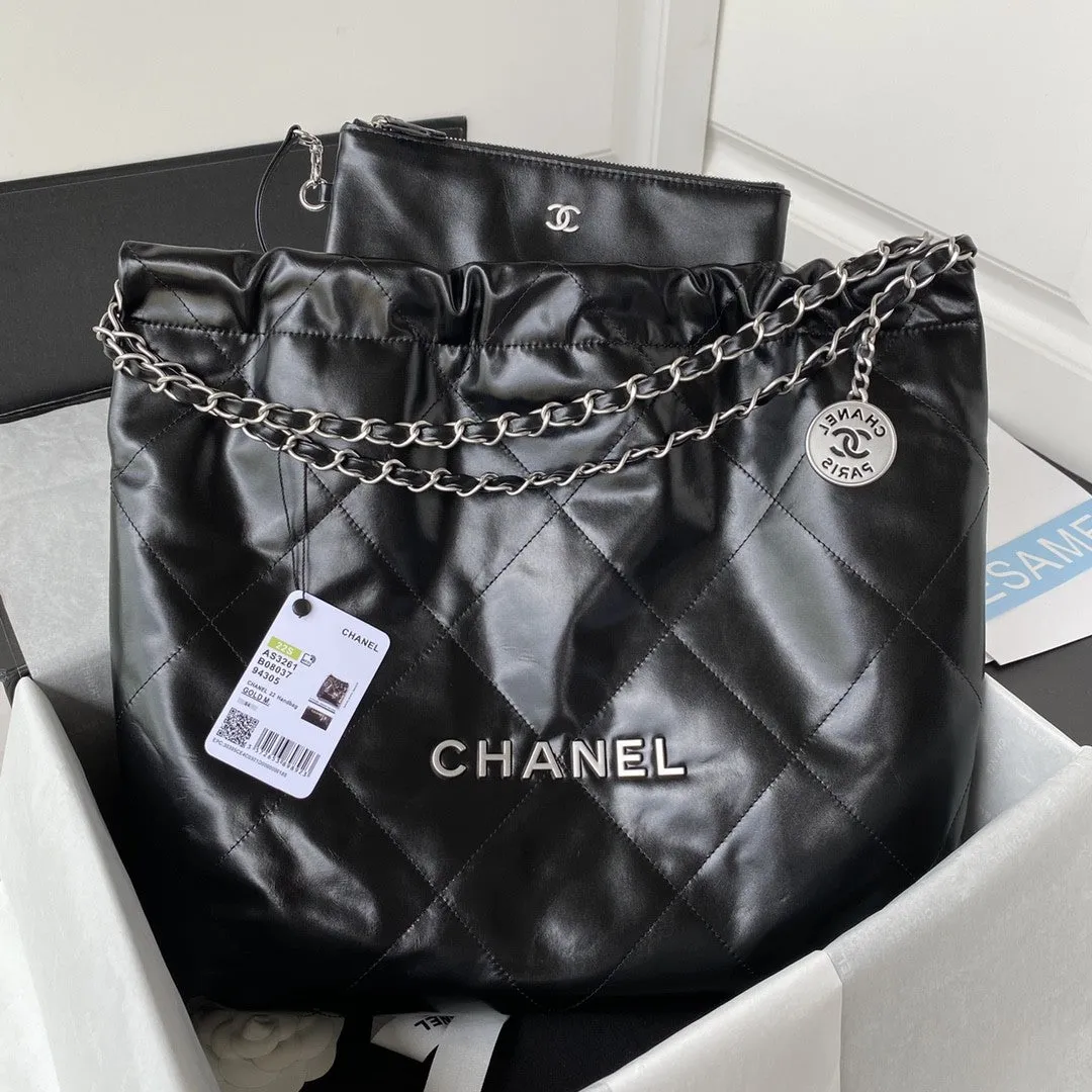 22 Large Handbags