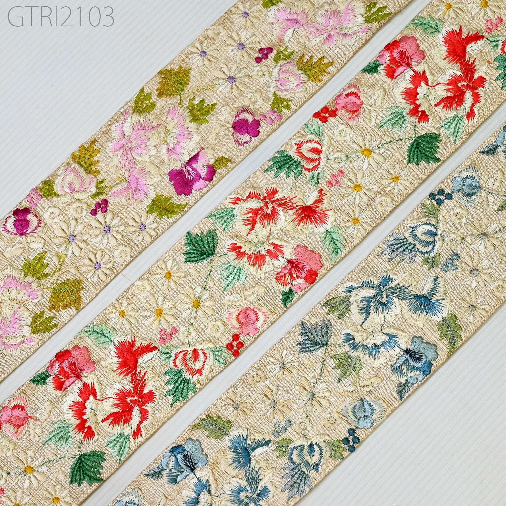 3 Yard Indian Embroidery Sari 7cm Trim Embroidered Wedding lehenga Border Saree Cushions Cover Sewing Crafting  Curtains Headbands Ribbon