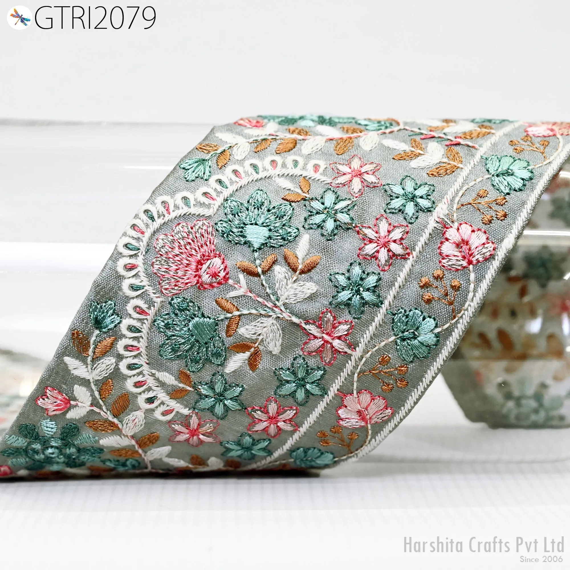 9 Yard Embroidered 8cm Fabric Trim Indian Embroidery Sari Border Crafting Saree Sewing Decorative Beach Bag Cushions Trimmings Ribbons Tape