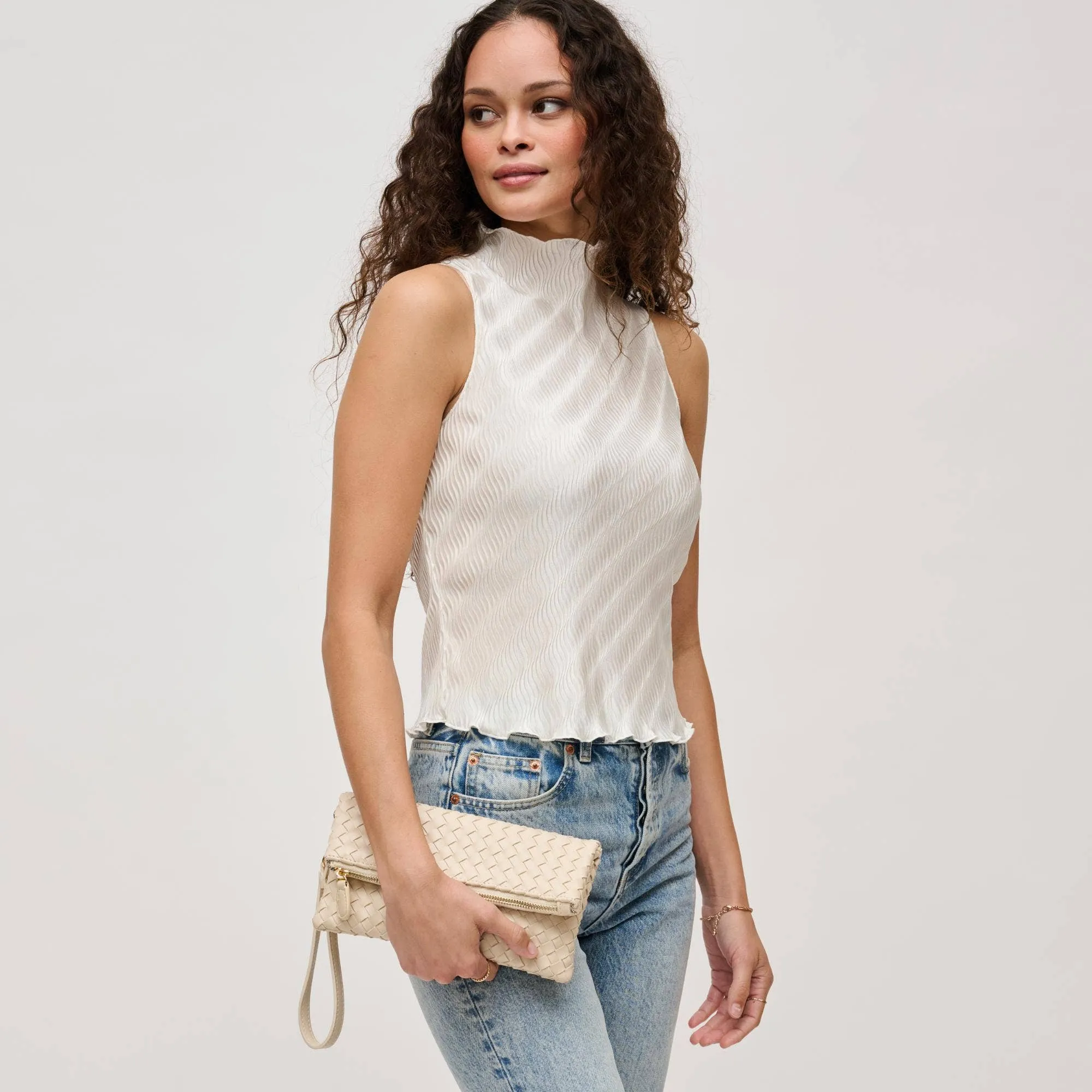 Aria Woven Wristlet Clutch - Oatmilk
