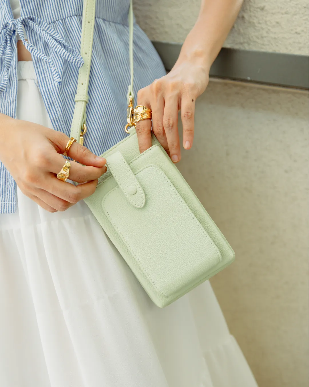 ATHENA PHONE BAG IN MINT