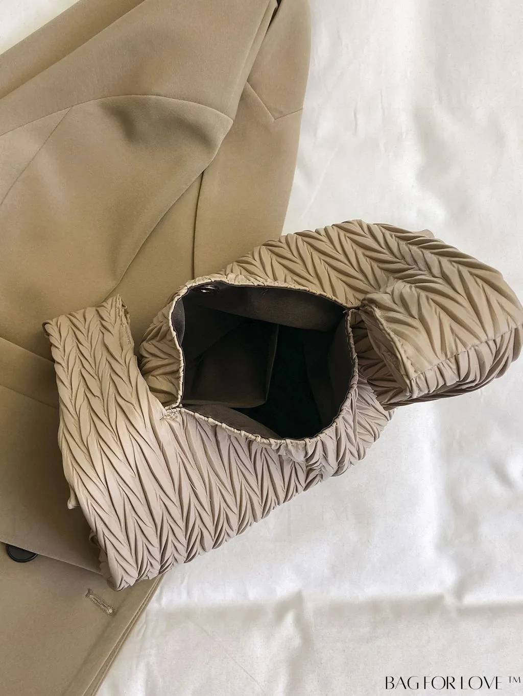 BagForLove - 2023 Summer New Arrival Cloud Shaped Ruched Tote & Underarm Bag - Exclusively for Women