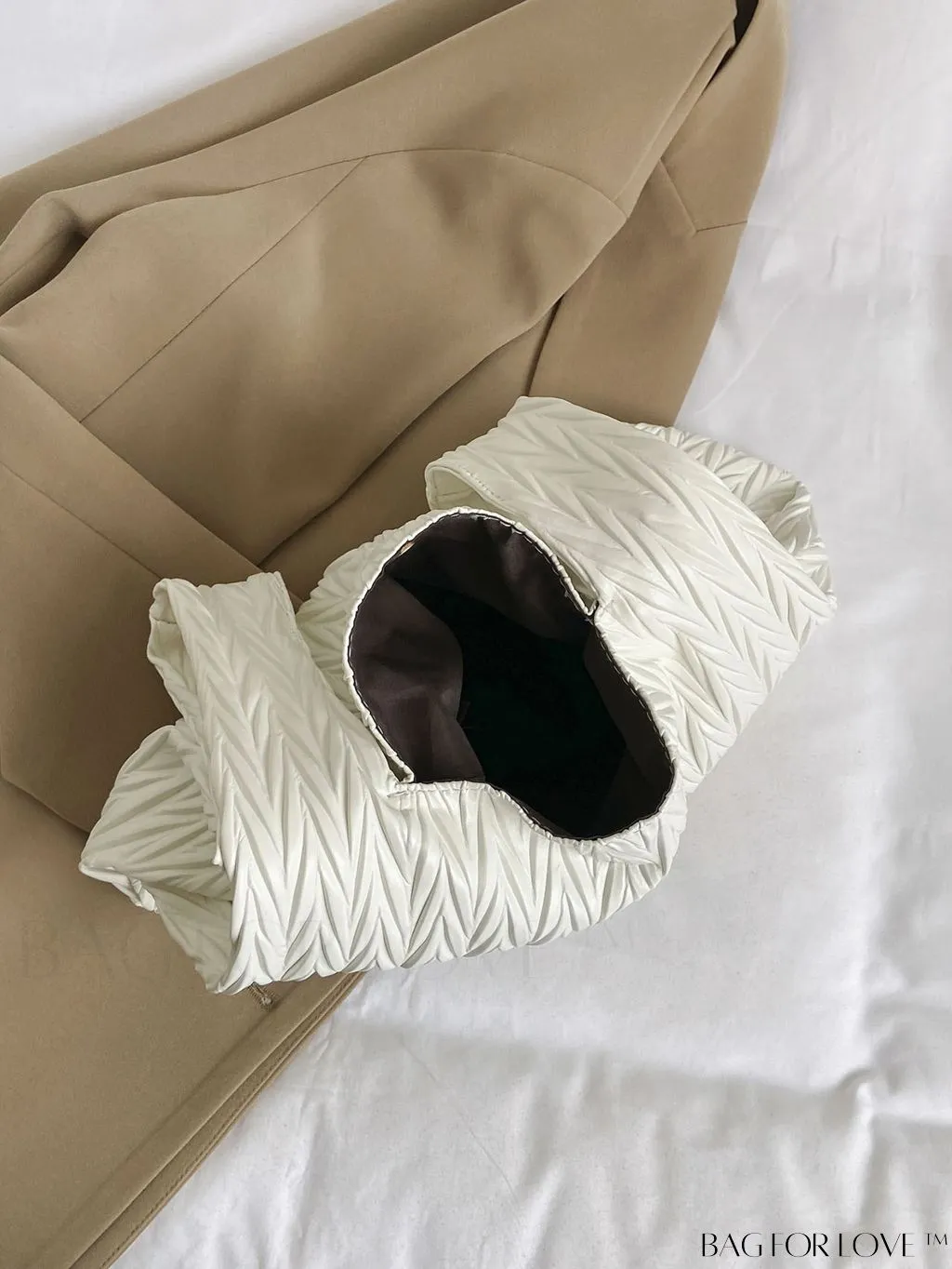 BagForLove - 2023 Summer New Arrival Cloud Shaped Ruched Tote & Underarm Bag - Exclusively for Women