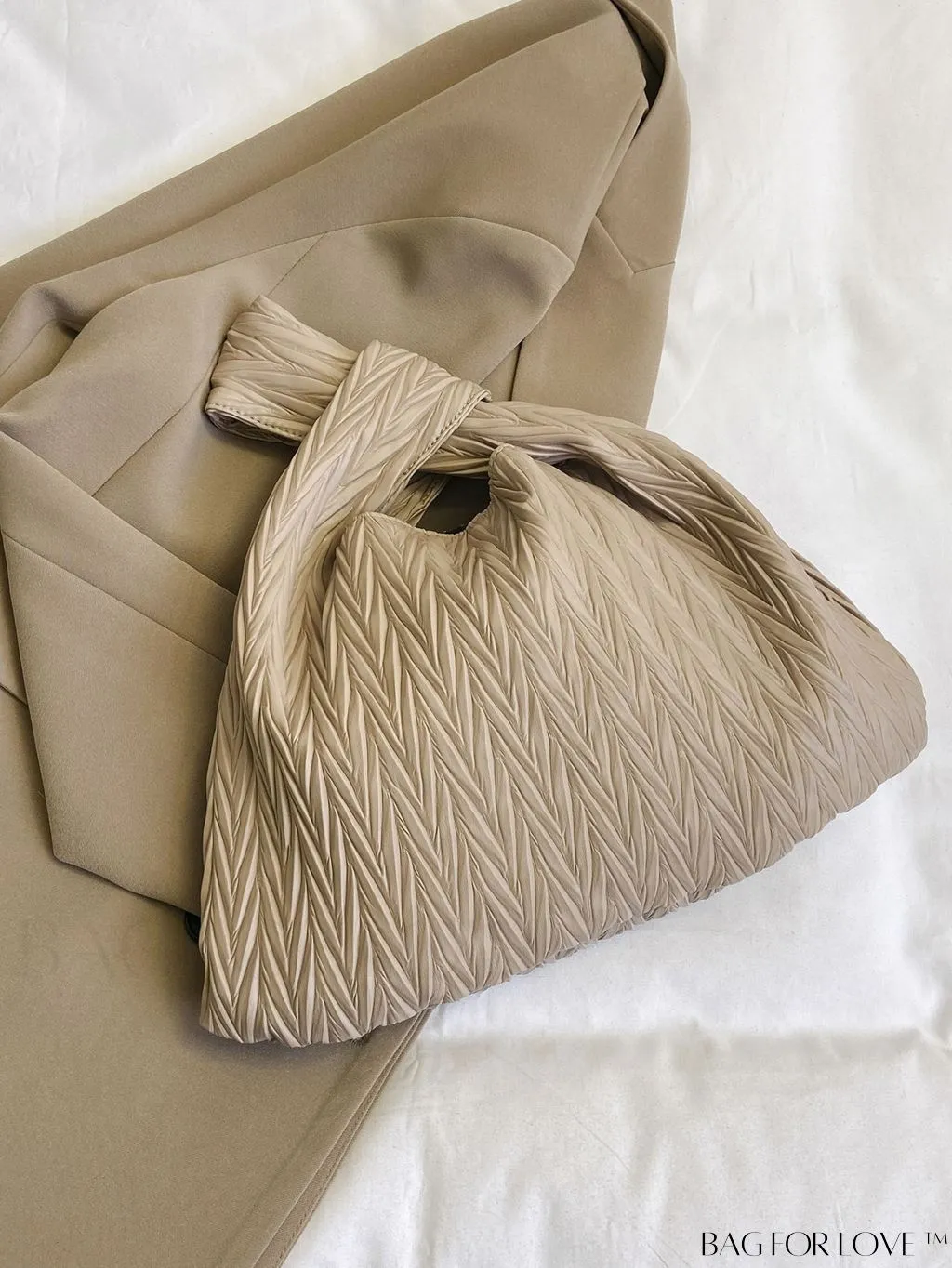 BagForLove - 2023 Summer New Arrival Cloud Shaped Ruched Tote & Underarm Bag - Exclusively for Women