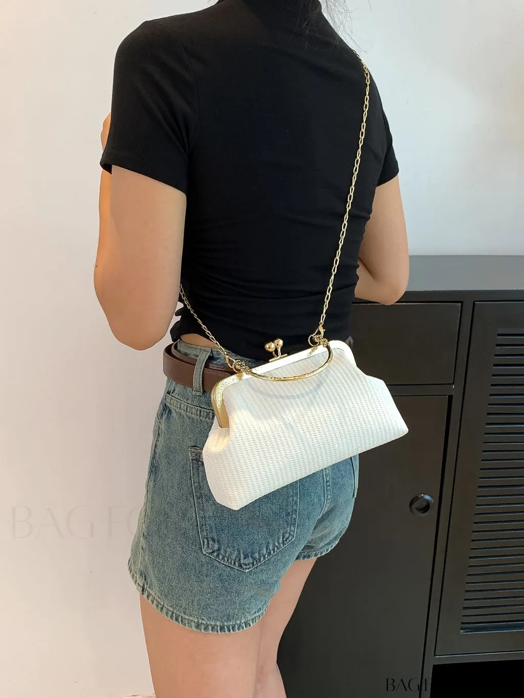 BagForLove - Compact and Elegant Black Handheld Shoulder Bag with Minimalist Clasp