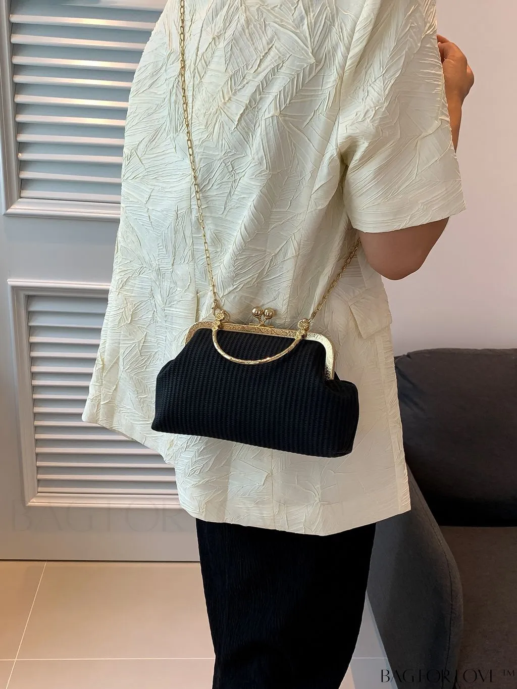 BagForLove - Compact and Elegant Black Handheld Shoulder Bag with Minimalist Clasp