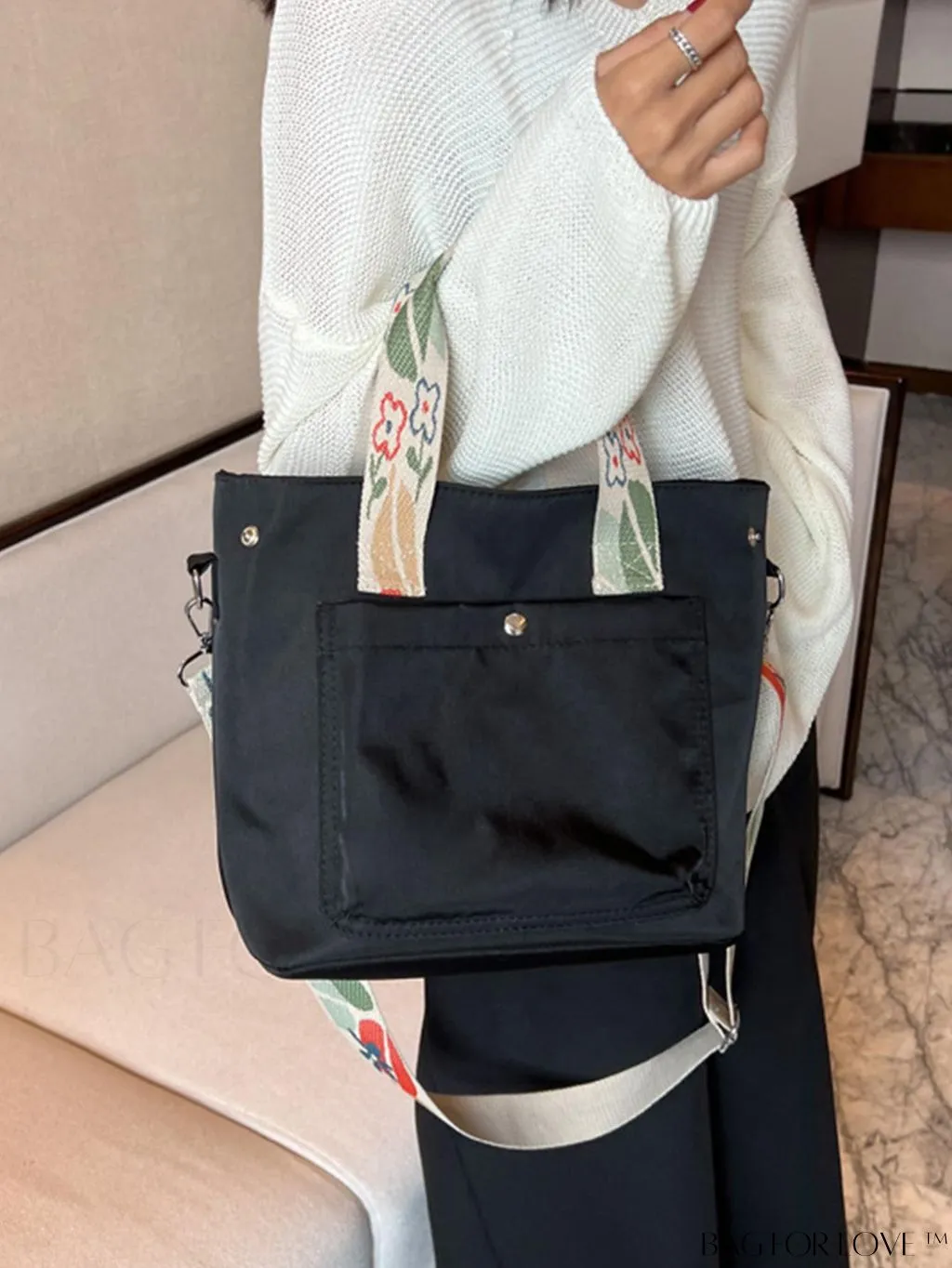 BagForLove - Fashionable Waterproof Tote Bag for Women: Spacious, Stylish, and Versatile
