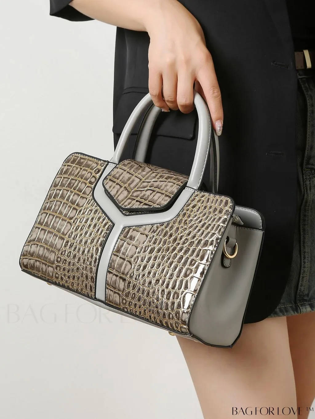 BagForLove - Large Capacity Crocodile Pattern Handbag: Fashionable, Elegant, and Versatile