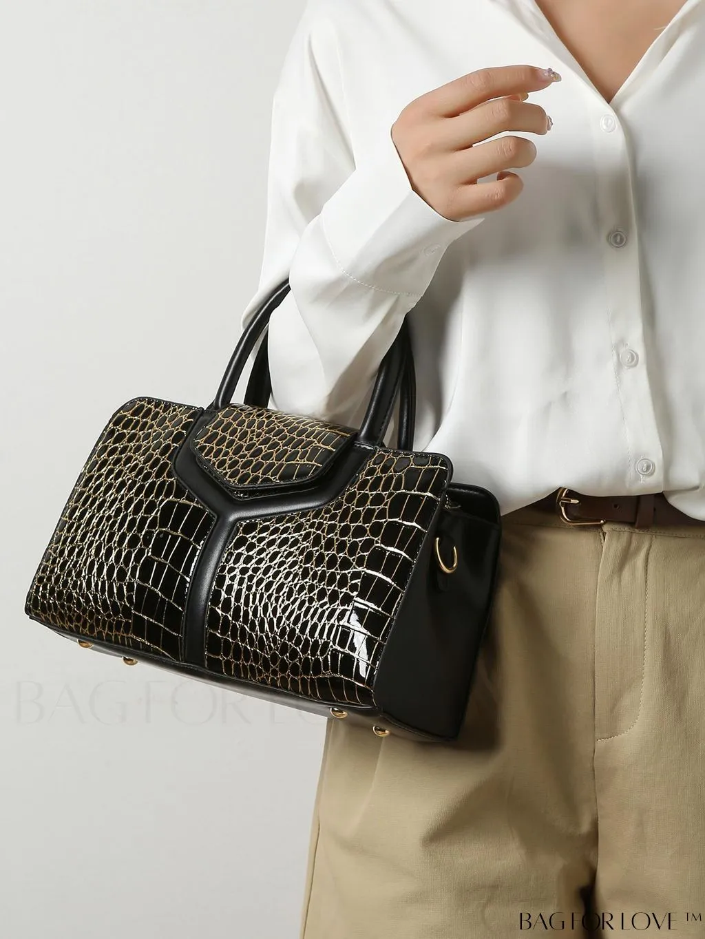 BagForLove - Large Capacity Crocodile Pattern Handbag: Fashionable, Elegant, and Versatile