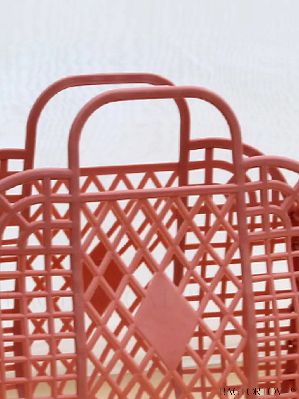 BagForLove - Portable Plastic Shower Bag with Hollow Design for Easy Organization and Beach Storage