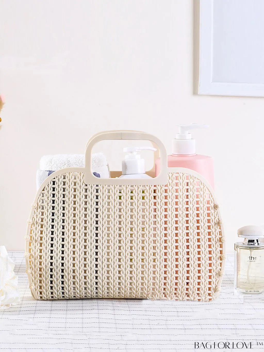 BagForLove - Portable Shower Bag with Hollow Design â Ideal for Beach, Storage, and Organization
