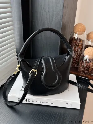 BagForLove - Stylish Adjustable Shoulder Strap Handbag with Flap Top