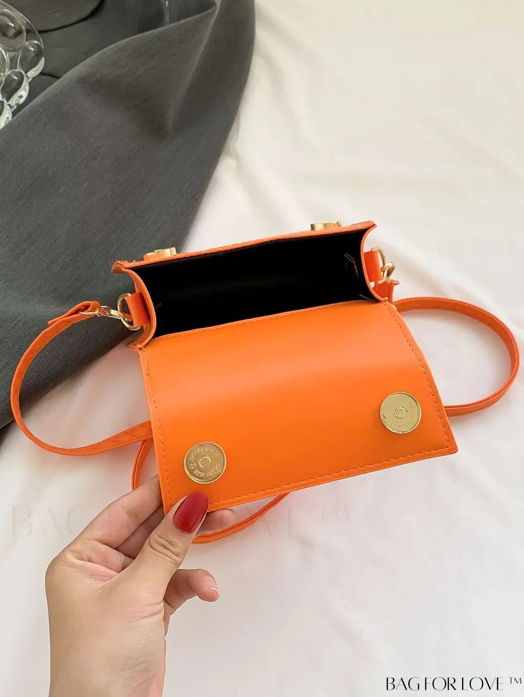 BagForLove - Stylish Compact PU Handbag with Flap Design - Mini Square