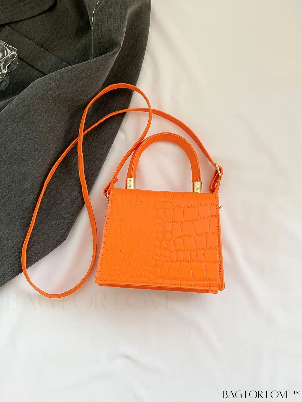 BagForLove - Stylish Compact PU Handbag with Flap Design - Mini Square