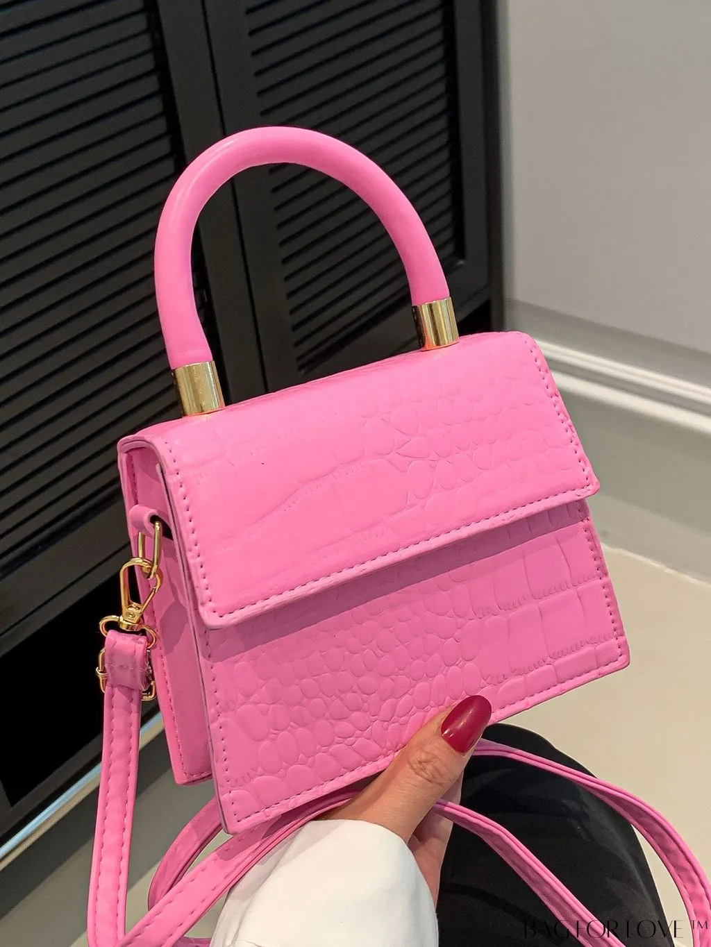 BagForLove - Stylish Compact PU Handbag with Flap Design - Mini Square