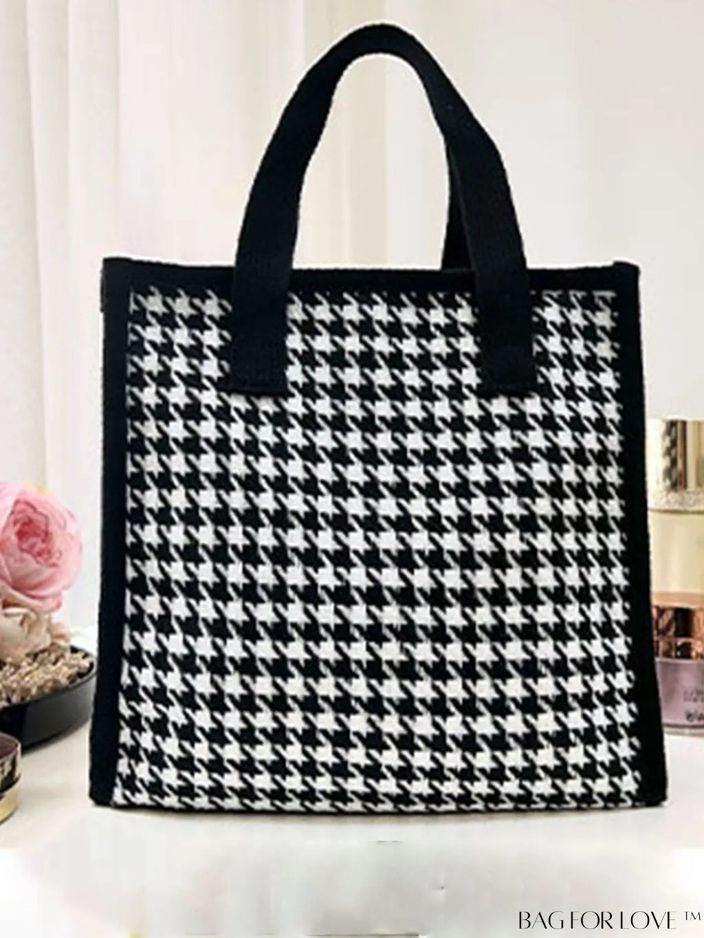 BagForLove - Stylish Lightweight Tote Bag with Checkered Canvas Design
