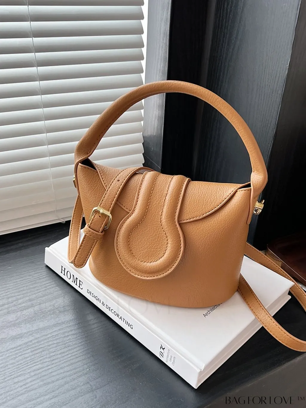 BagForLove - Stylish Top Handle Bag: Adjustable Strap, Fashionable Flap