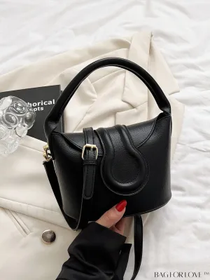 BagForLove - Stylish Top Handle Bag: Adjustable Strap, Fashionable Flap