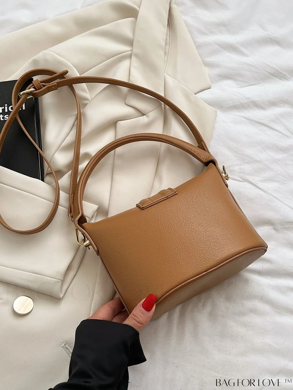 BagForLove - Stylish Top Handle Bag: Adjustable Strap, Fashionable Flap