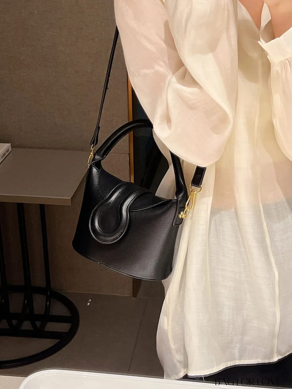 BagForLove - Stylish Top Handle Bag: Adjustable Strap, Fashionable Flap