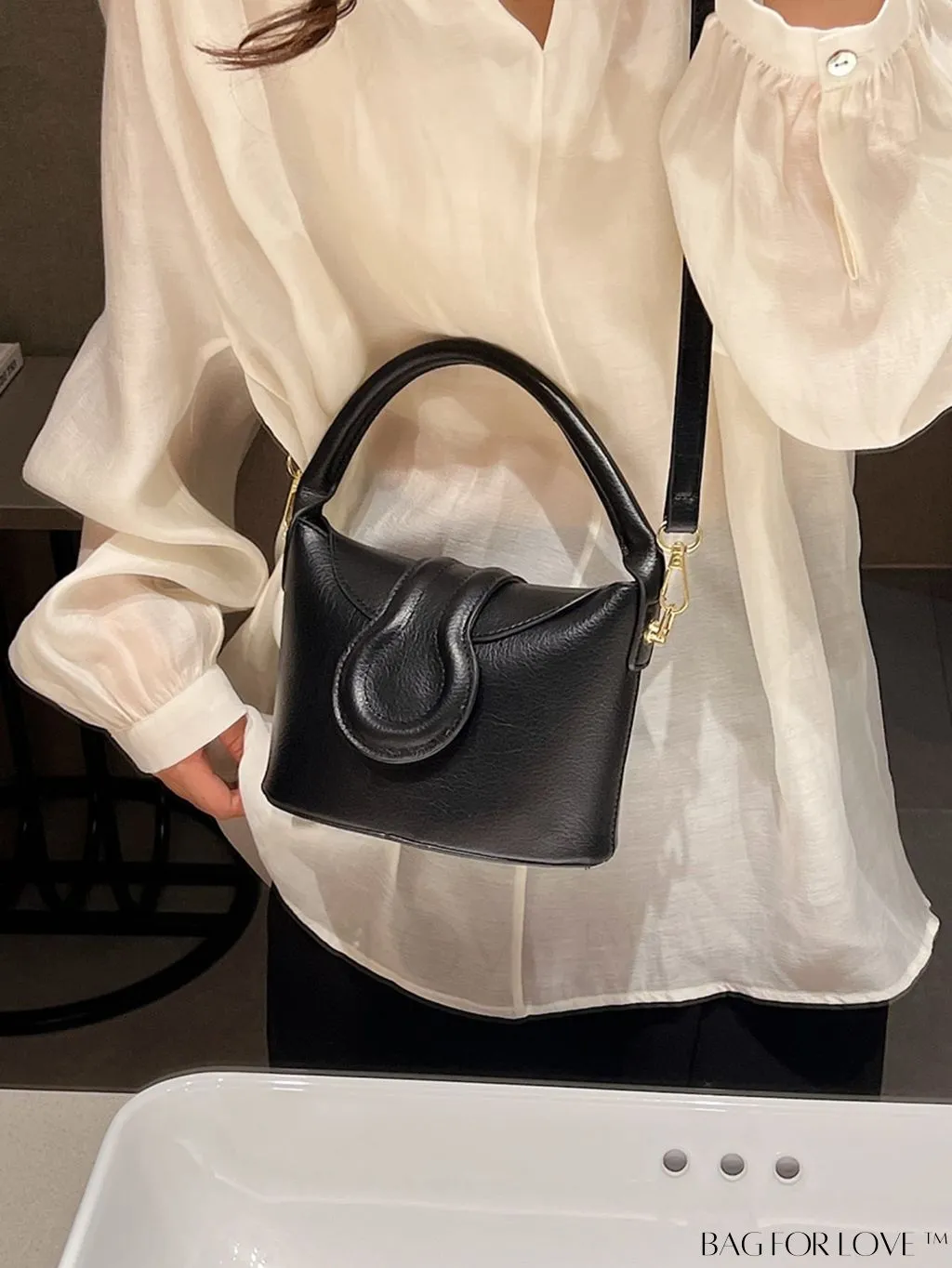 BagForLove - Stylish Top Handle Bag: Adjustable Strap, Fashionable Flap