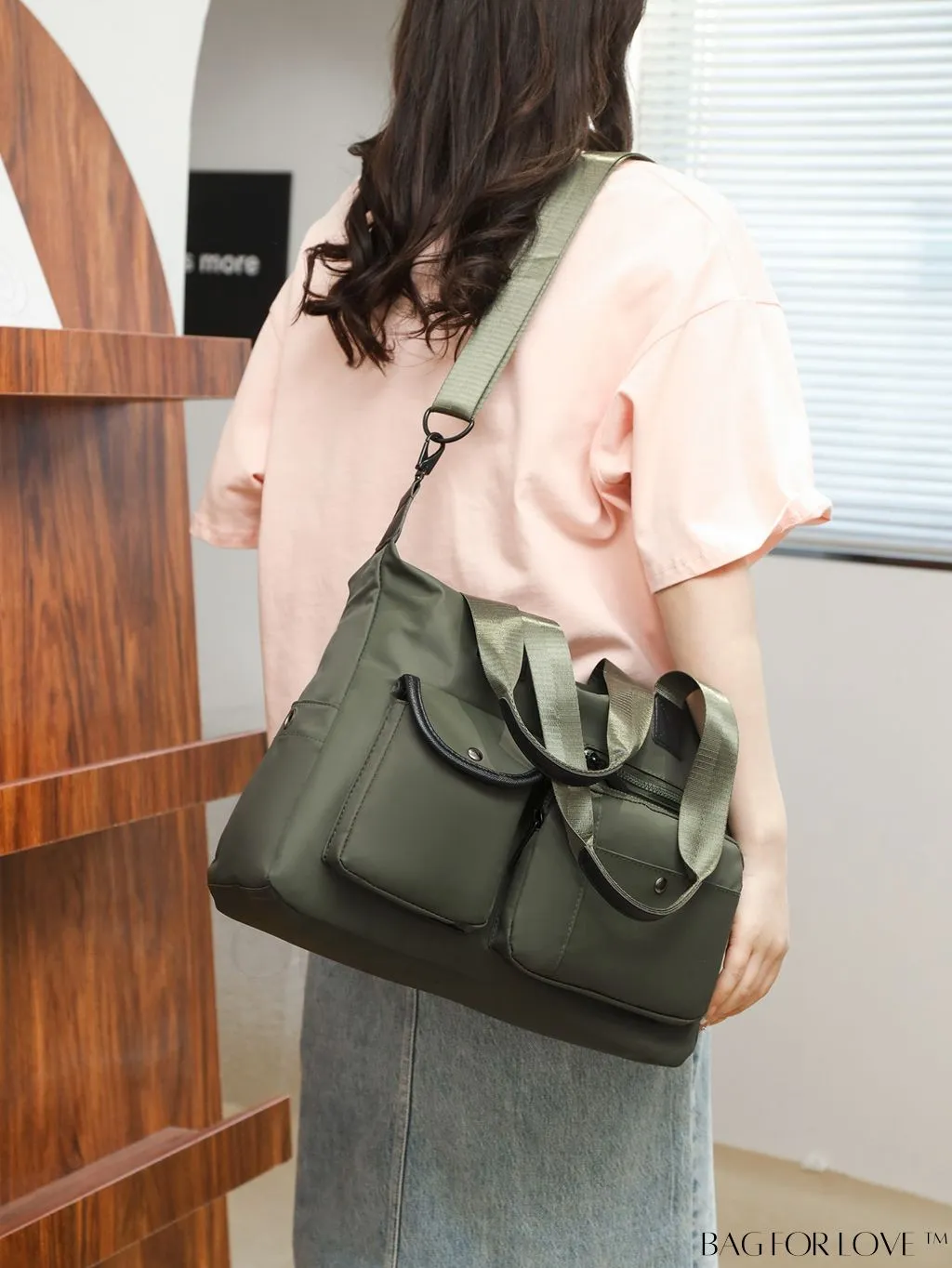 BagForLove - Stylish Washable Shoulder Bag: Vintage Look, Spacious Design