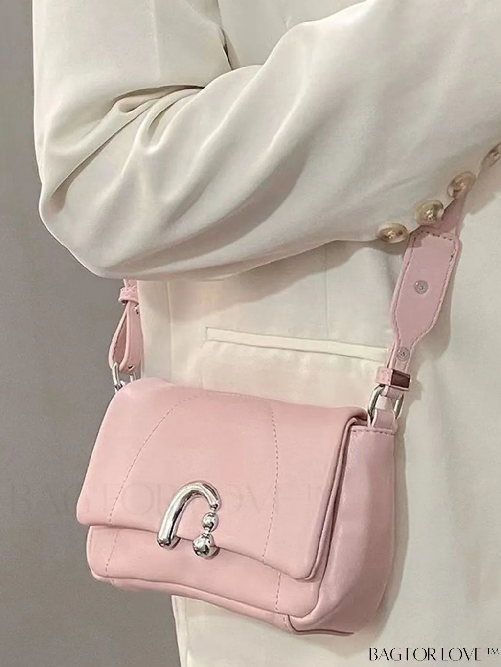 BagForLove - Versatile and Stylish Handbag for Commuting, Shoulder, and Crossbody Use