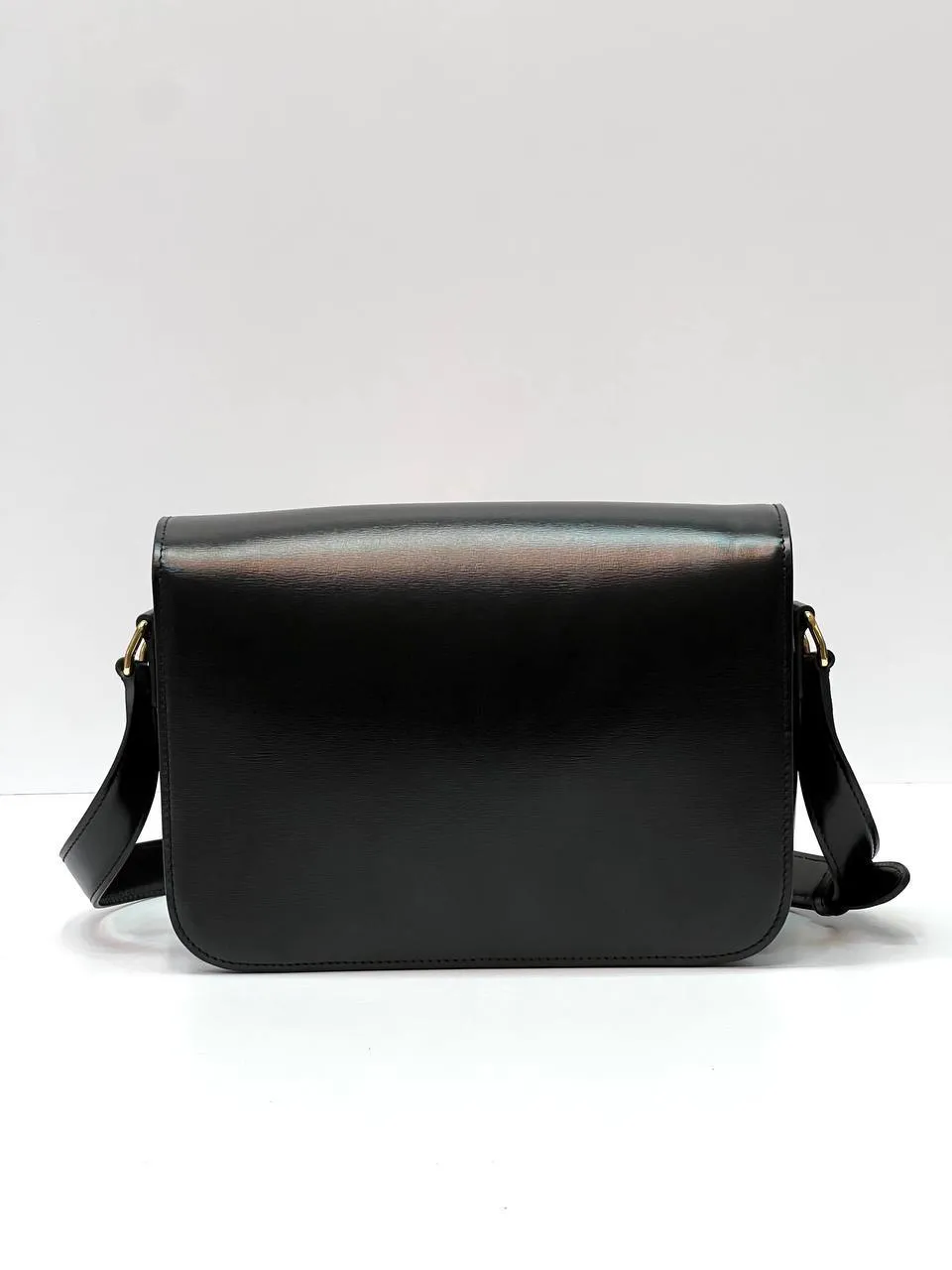 CELINE CLASSIQUE TRIOMPHE BAG IN SHINY CALFSKIN BLACK
