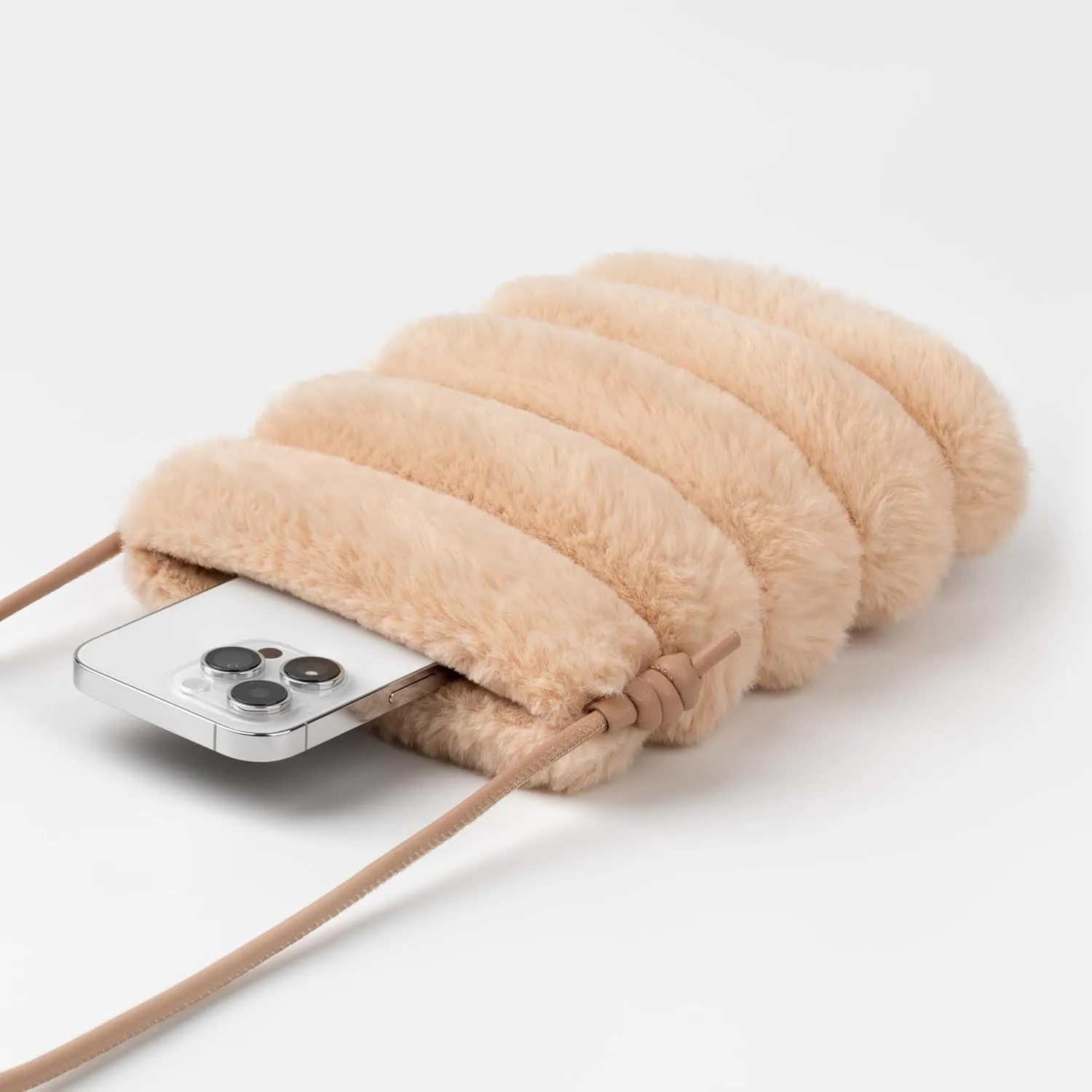 Comfyable Small Crossbody Bag for Women – Faux Fur Fluffy Quilted Cell Phone Purse with Strap, Mini Plush Furry Puffer Pouch