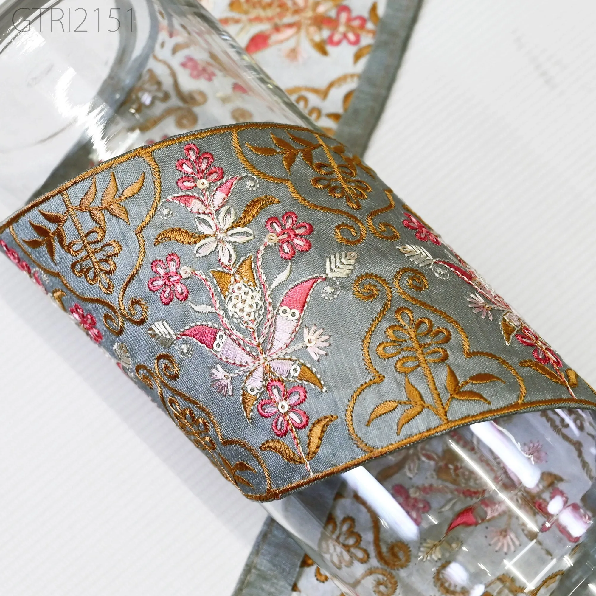 Embroidered Fabric 10 Cm Trim By 3 Yard Indian Embroidery Sari Border Crafting Saree Sewing Decorative Beach Bag Cushions Ribbons Tape