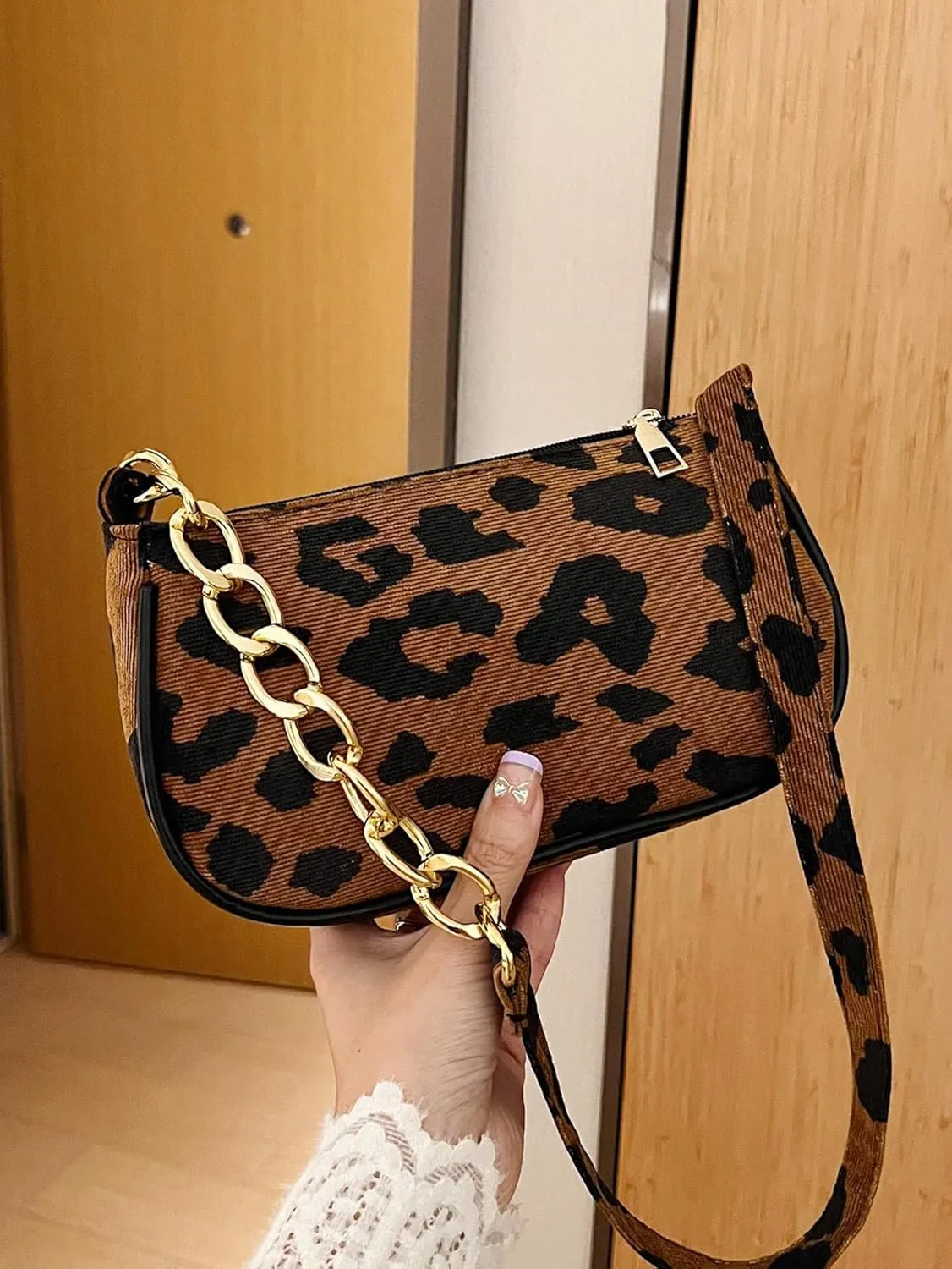 Floerns Women's Cheetah Print Shoulder Handbag Leopard Print 90s Zipper Punky Purse