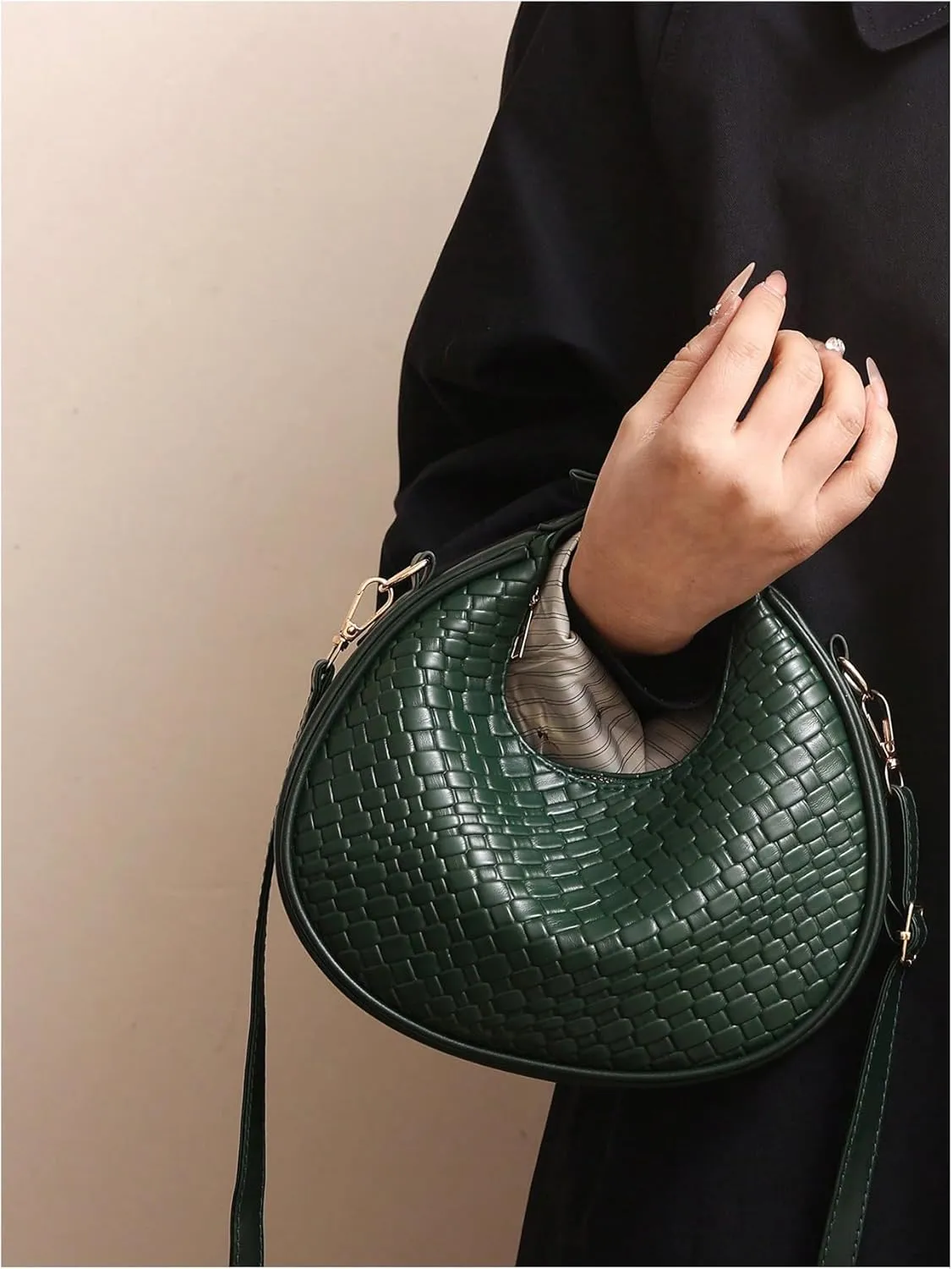 Floerns Women's Crossbody Bag Leather Weave Small Handbag Retro Crescent Bag