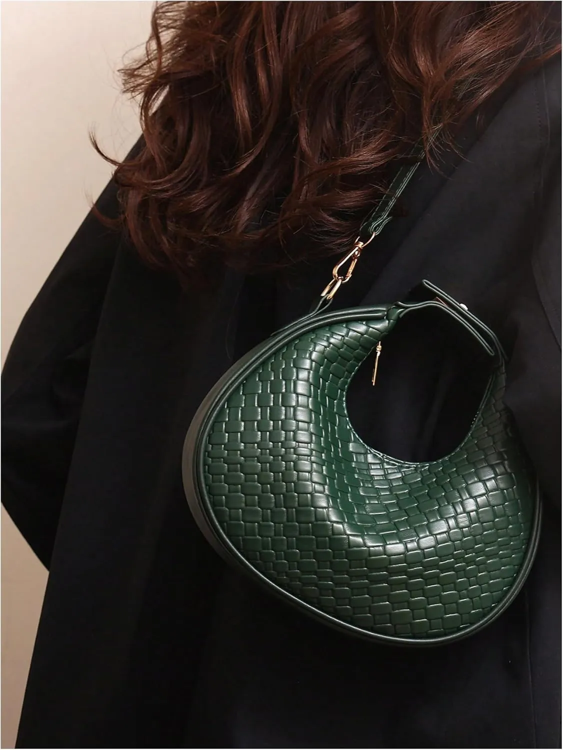 Floerns Women's Crossbody Bag Leather Weave Small Handbag Retro Crescent Bag