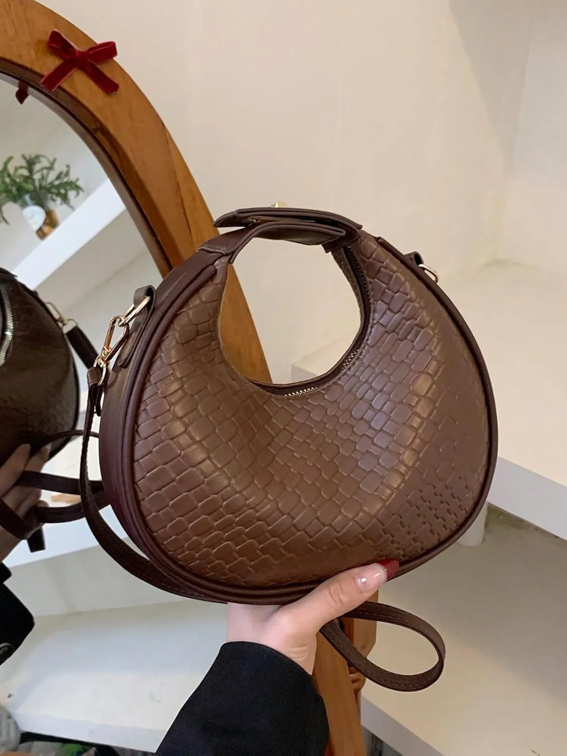 Floerns Women's Crossbody Bag Leather Weave Small Handbag Retro Crescent Bag