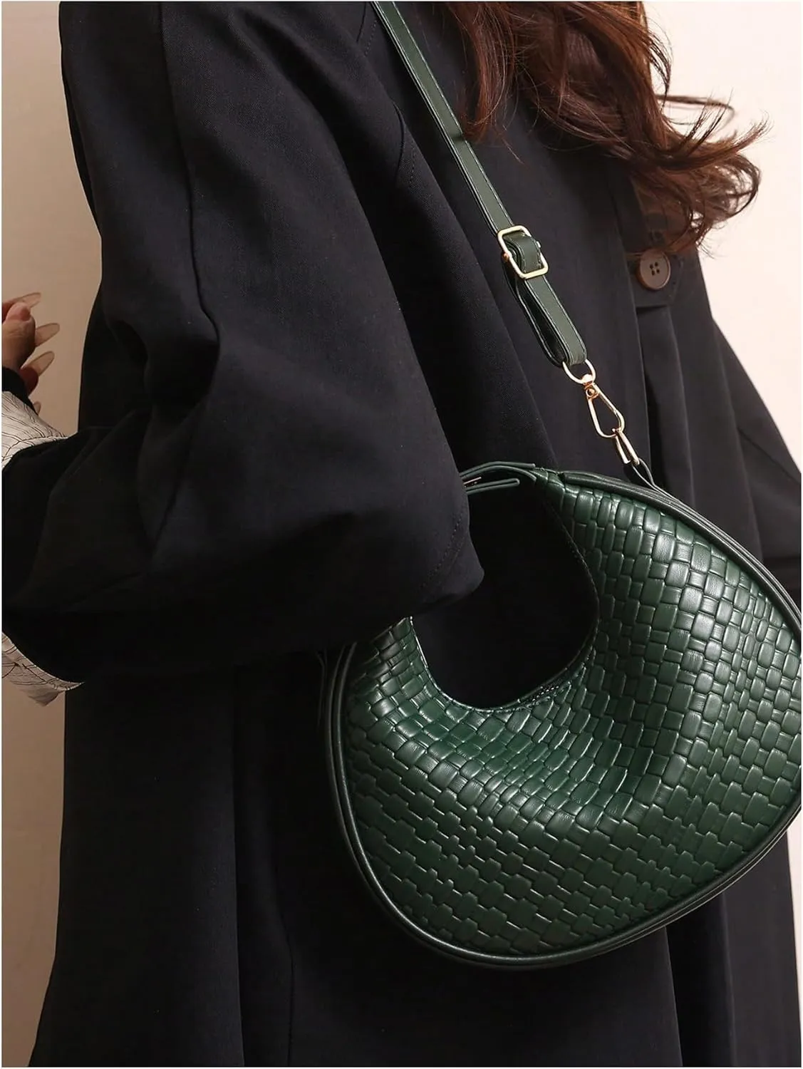 Floerns Women's Crossbody Bag Leather Weave Small Handbag Retro Crescent Bag