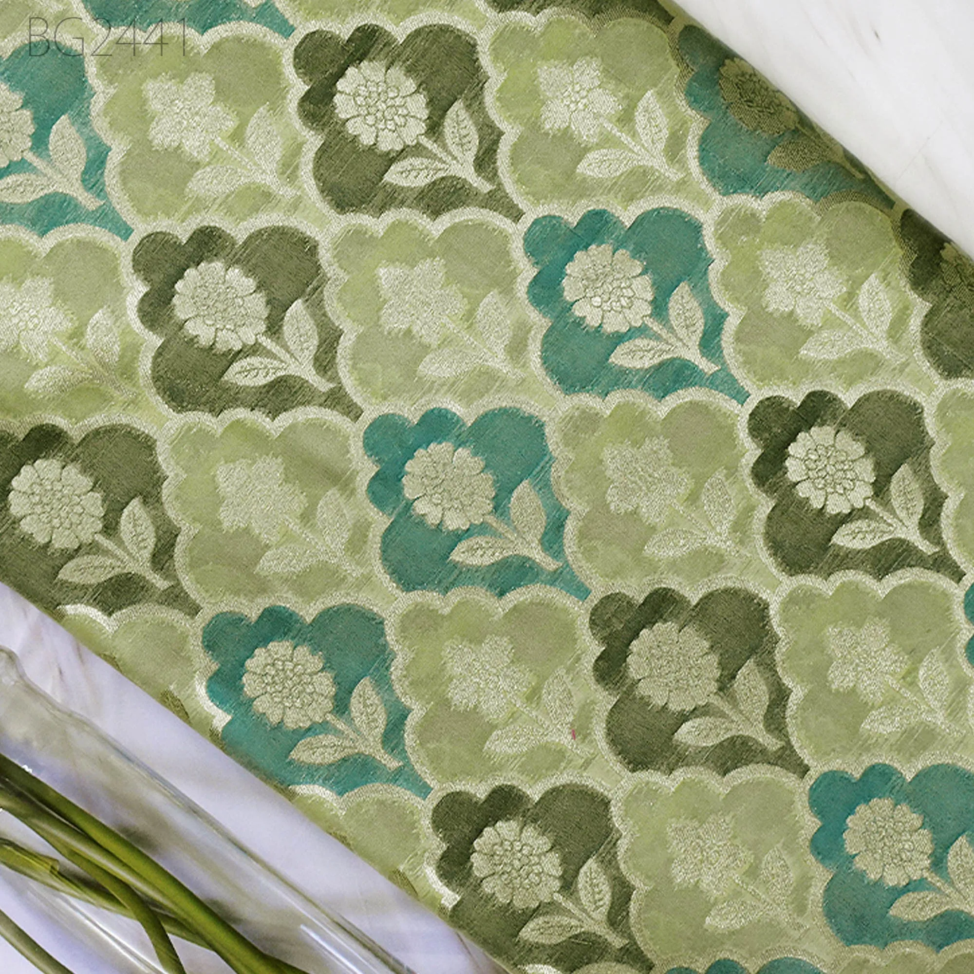 Green Brocade Fabric by the Yard Wedding Dress Jackets Indian Blended Banarasi Dress Material Sewing Cushion Cover Home Décor Crafting