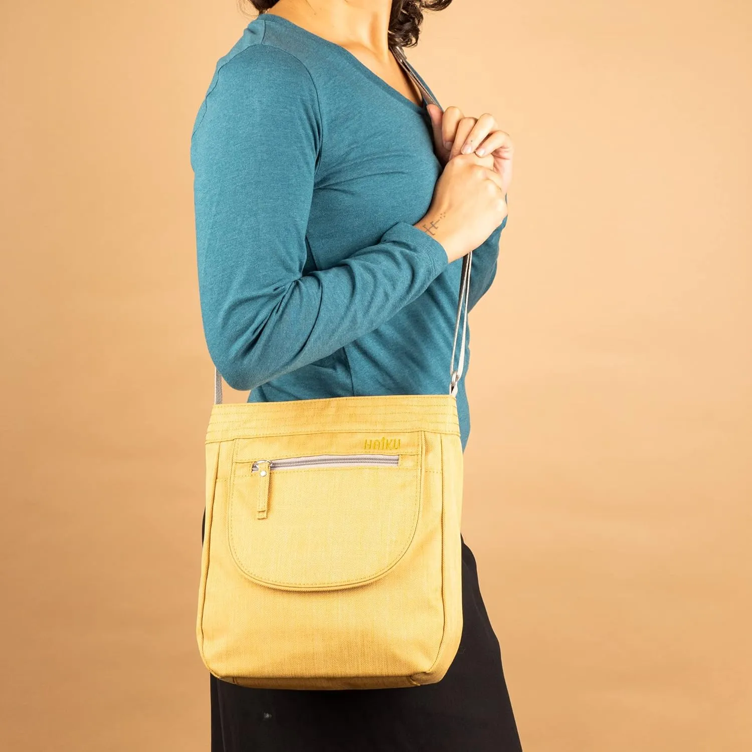 HAIKU Jaunt Eco-Friendly RFID Blocking Travel Crossbody Bag