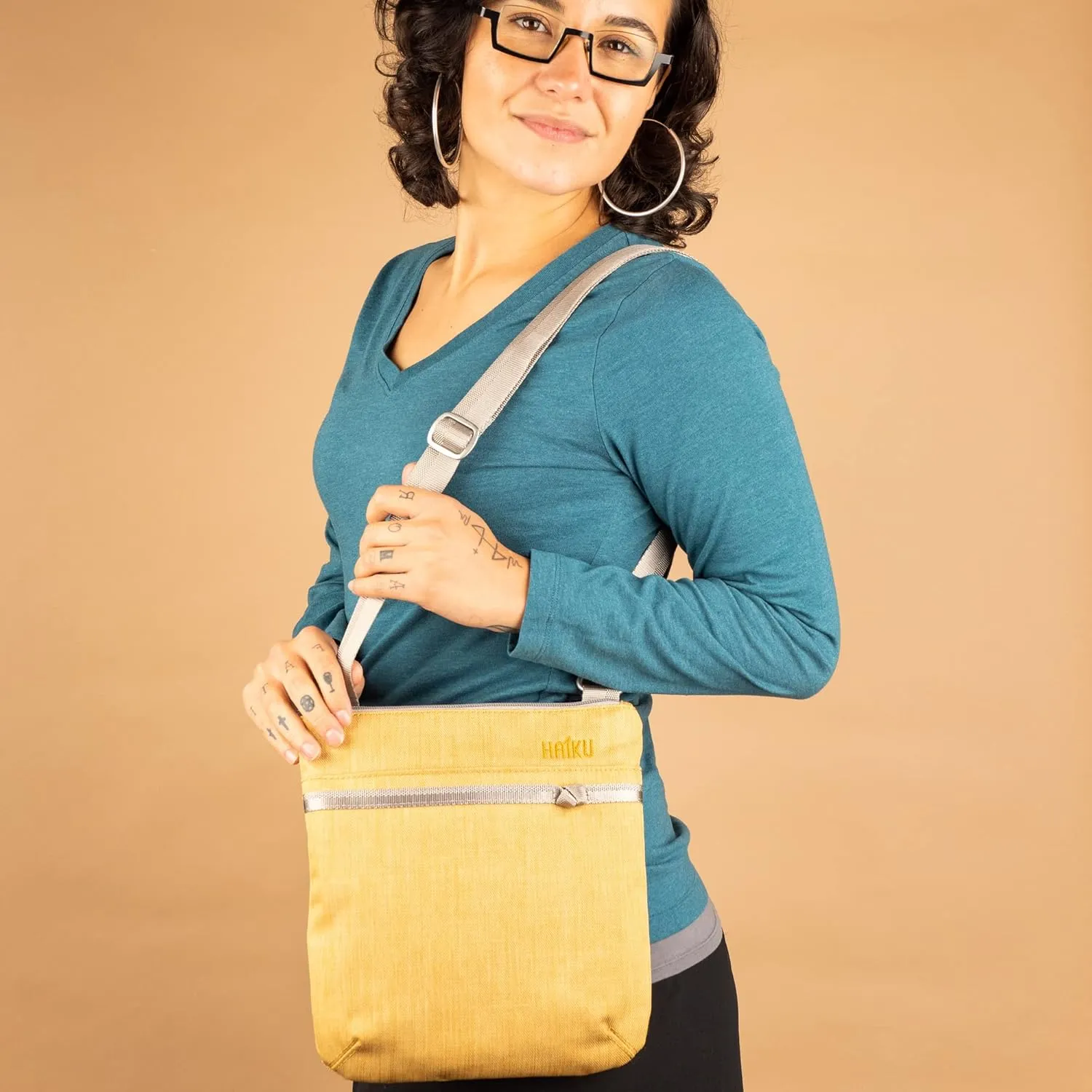 Haiku Women's Small Revel Eco-Friendly RFID Blocking Crossbody Travel Bag