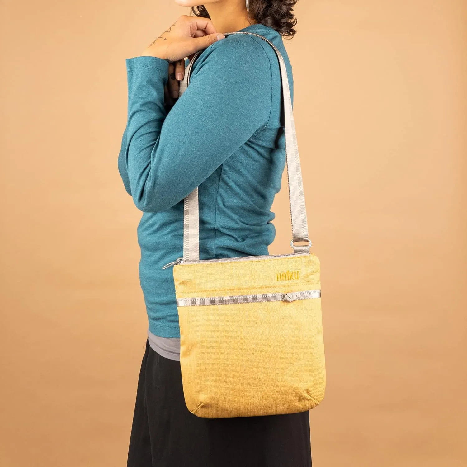 Haiku Women's Small Revel Eco-Friendly RFID Blocking Crossbody Travel Bag