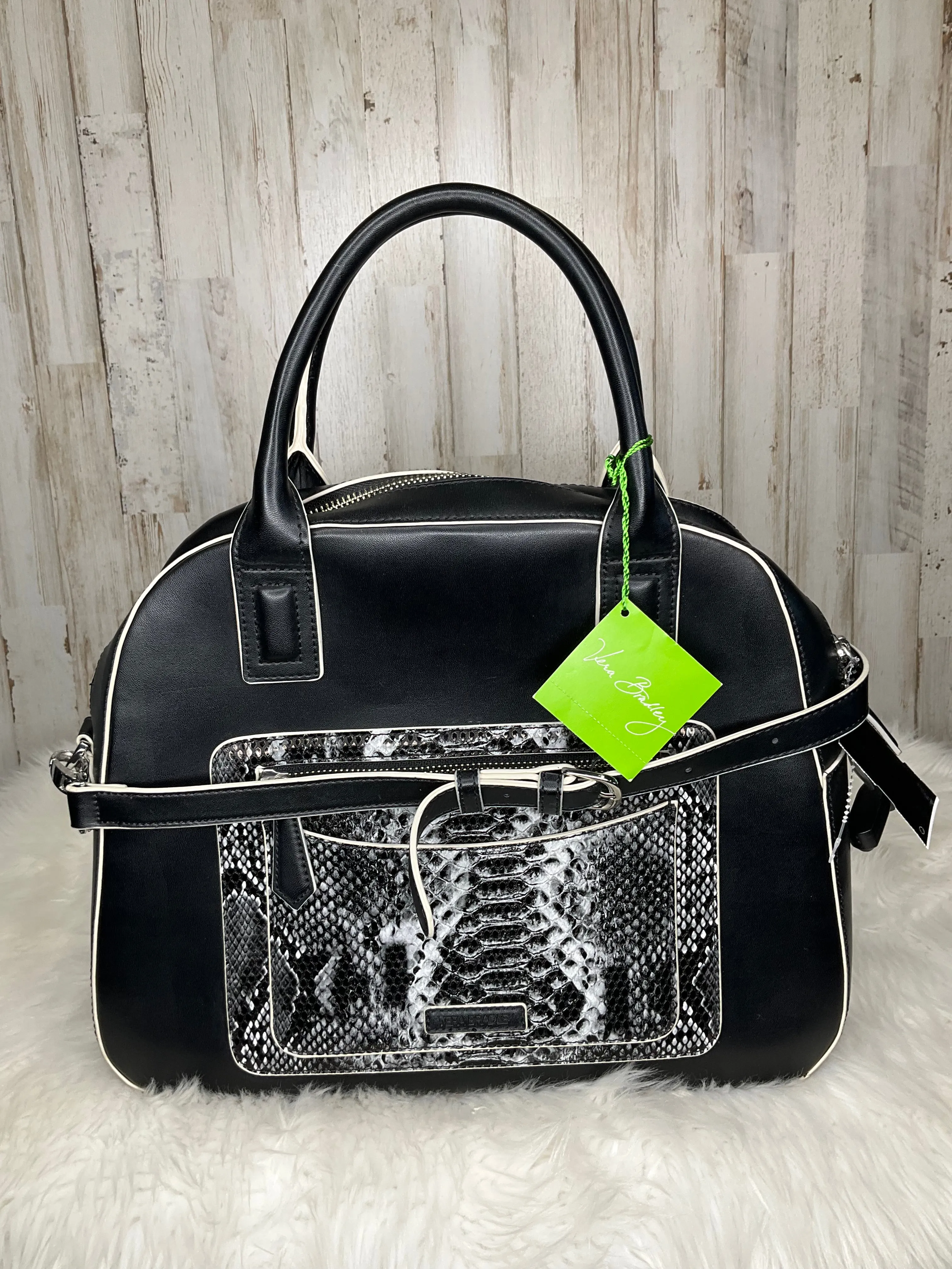 Handbag By Vera Bradley  Size: Medium