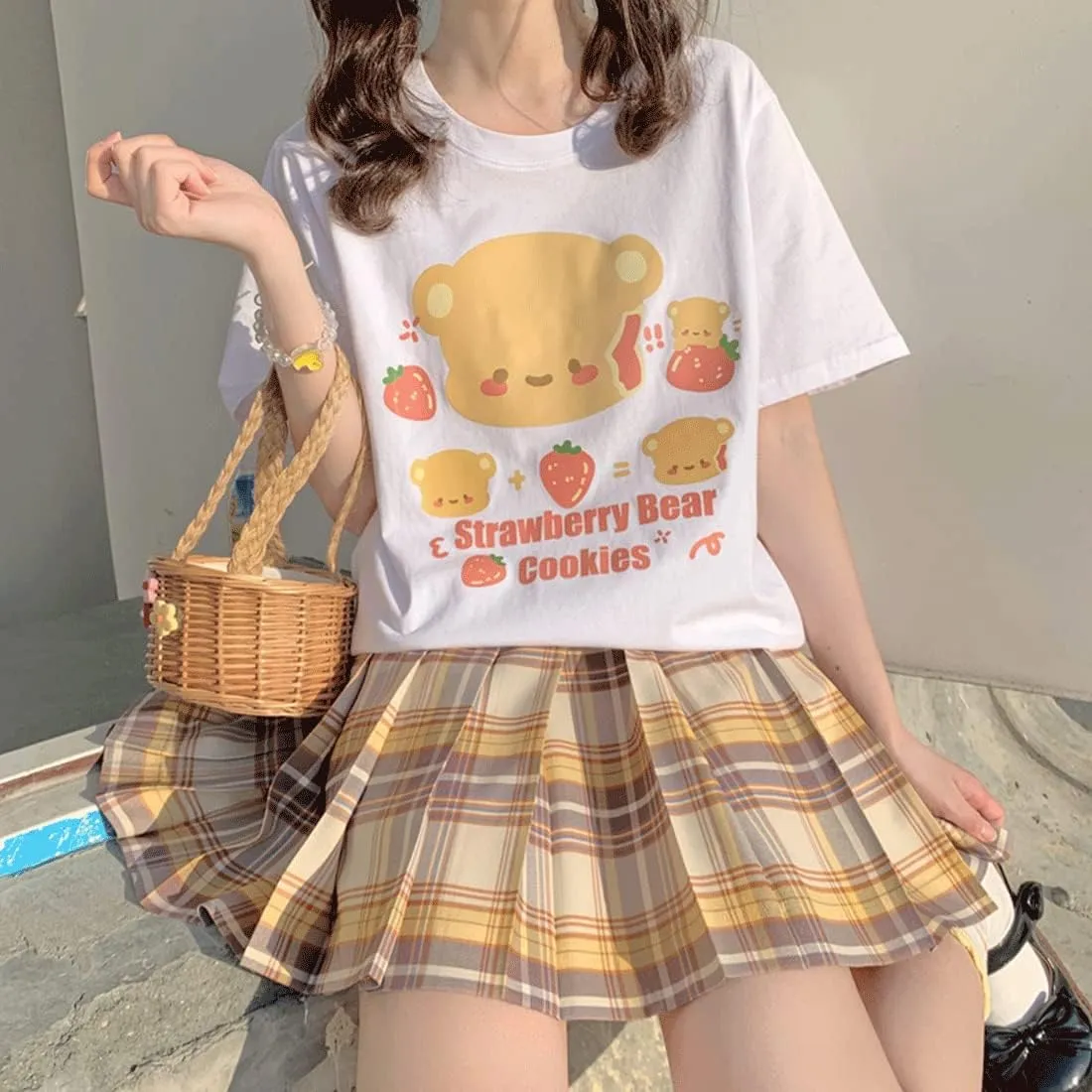 Kawaii Fashion Harajuku Style Pastel Gothic Clothing Crewneck Soft Cartoon Print Bear Cookies T-Shirt