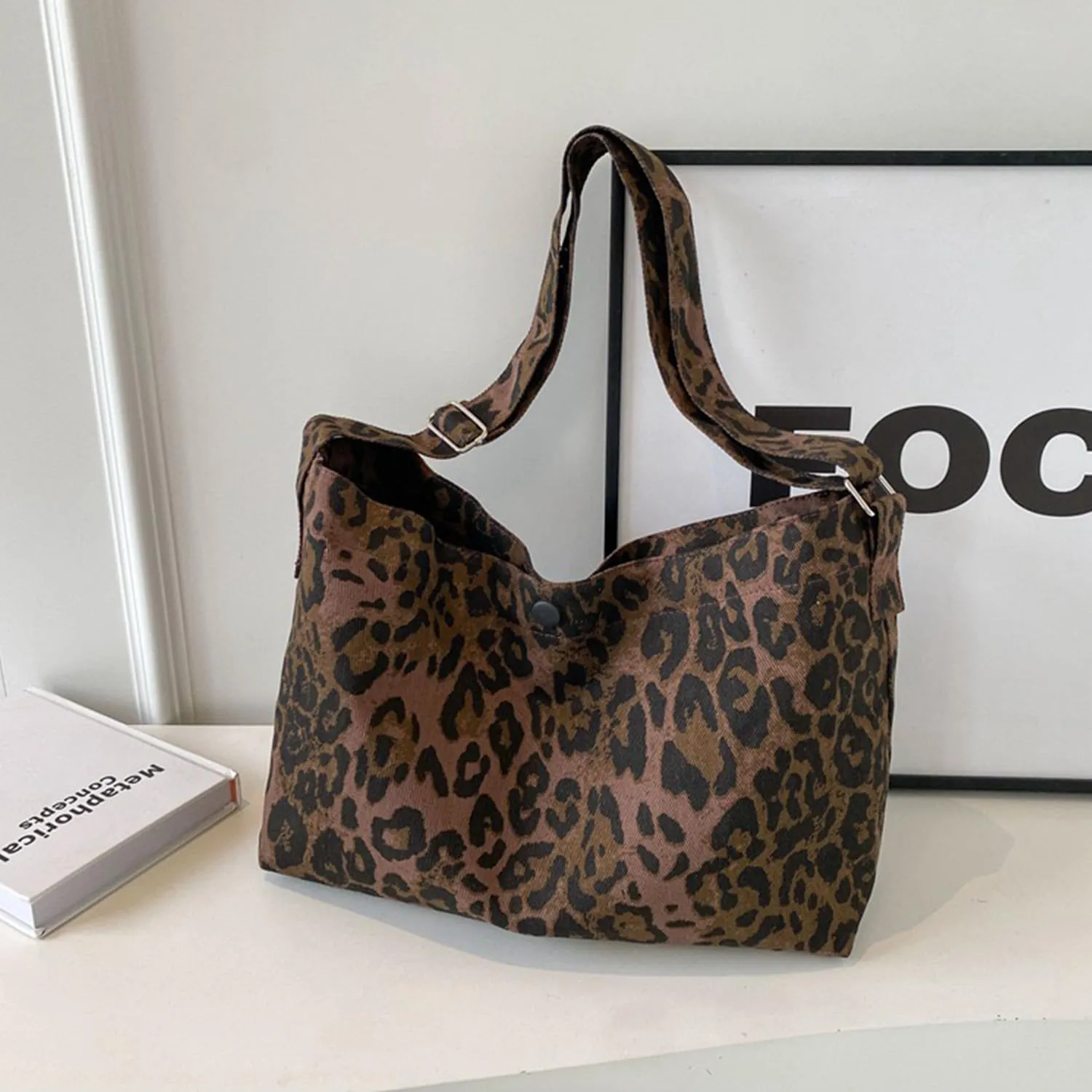 leopard print bag, leopard print clutch bag, leopard print crossbody bag, jacquard handbag, animal print bag