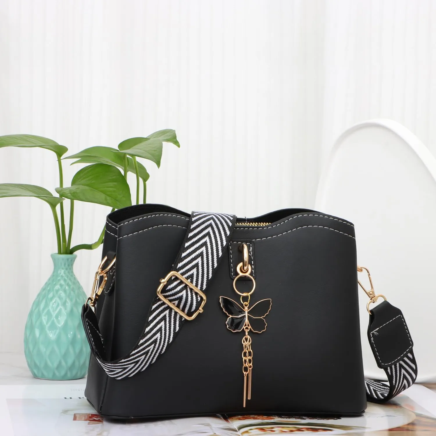 Oweisong Leather Butterfly Purse for Women Small Trendy Crossbody Shoulder Bag Ladies Fashion Cute White Handbags
