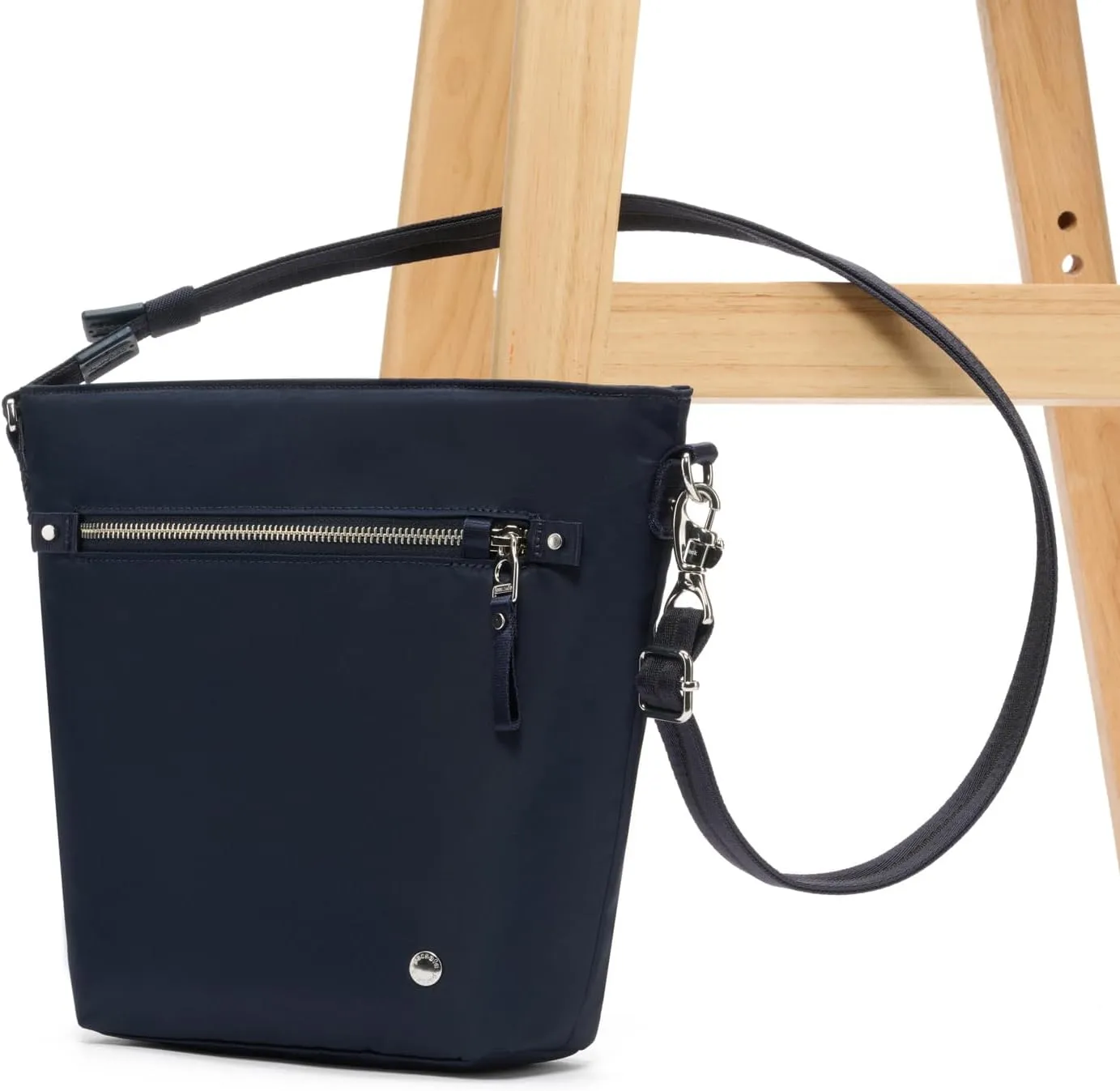 Pacsafe W Anti Theft Crossbody
