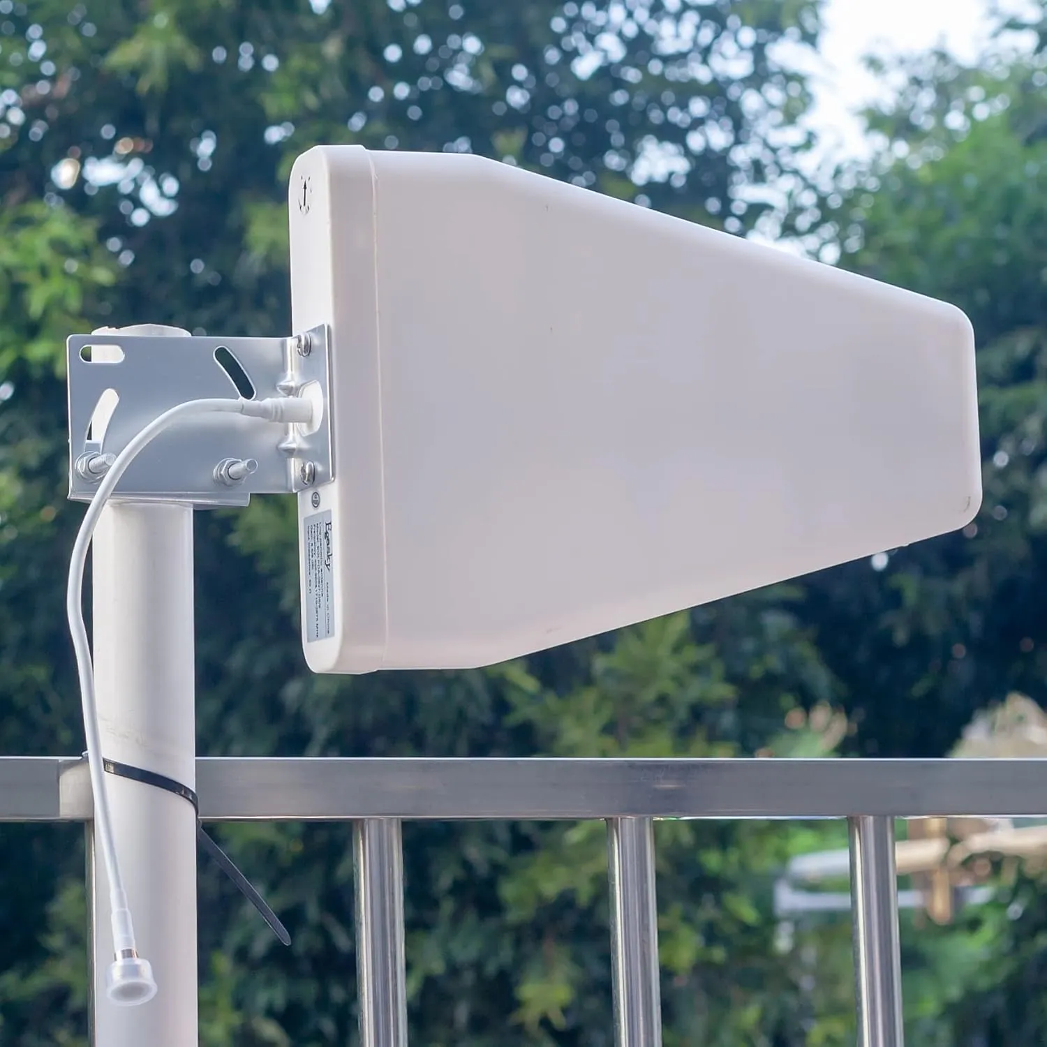 Passive Log Periodic Directional LTE WiFi Antenna for Verizon AT&T and All 5G 4G Cell Phone Bands, 9dBi, Outdoor Covering, 16ft Cable, SMA/RP-SMA/TS9 Compatible