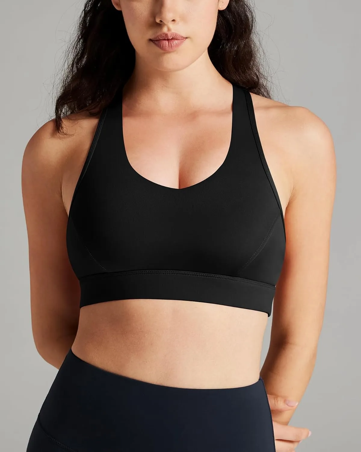 QUEENIEKE V Neck Running Sports Bra with Phone Pocket, Medium Support Workout Tops Padded Racerback Bra for Women