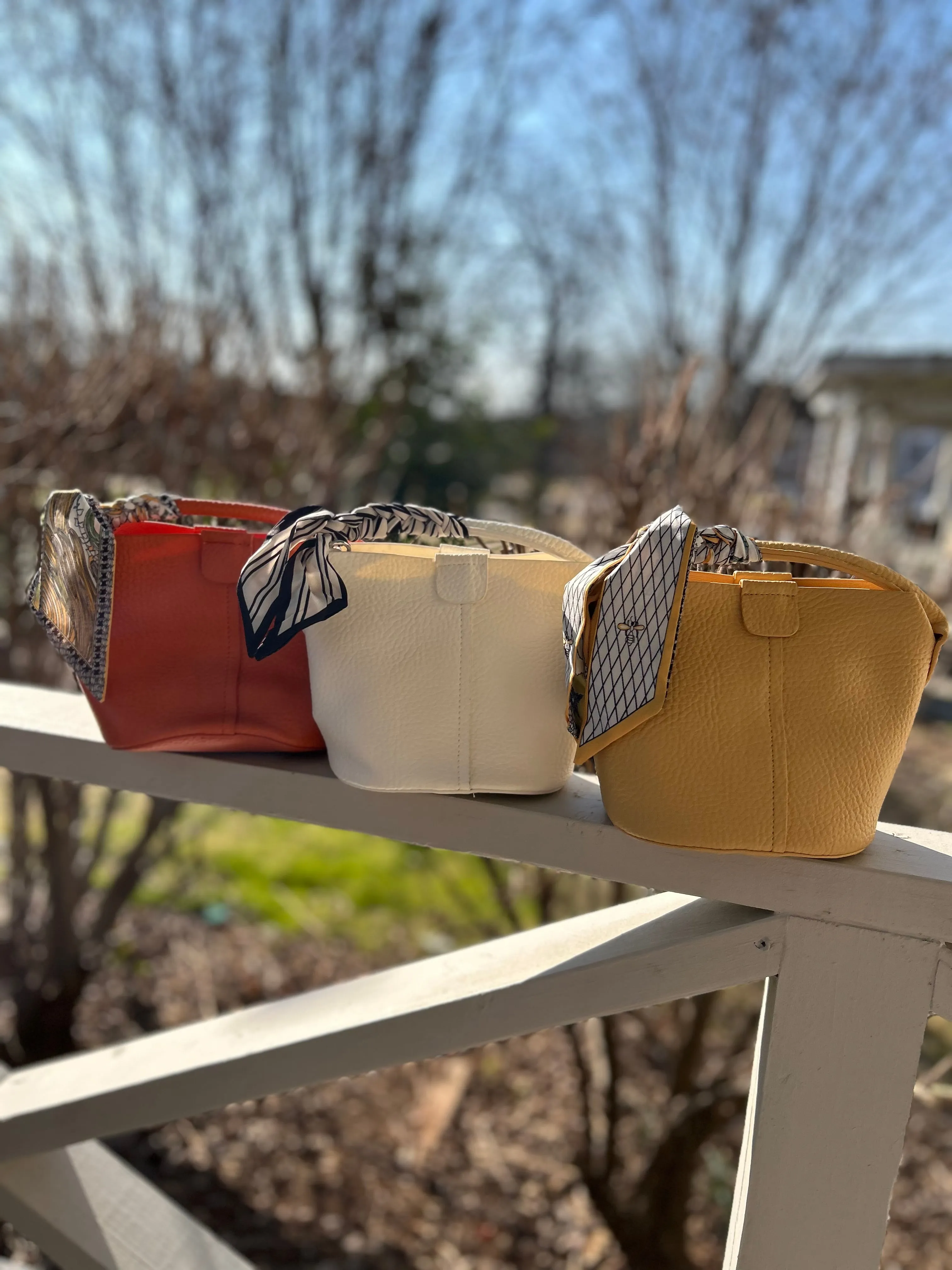 Scarf handle bags